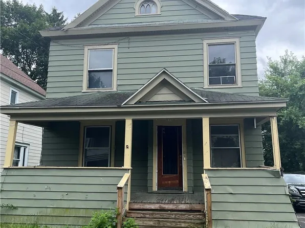 135 Fernwood Ave, Syracuse, NY 13205