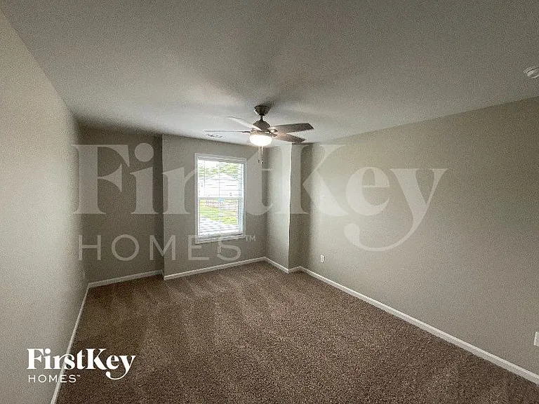 102 Sherrill Place Ln — Photo 8