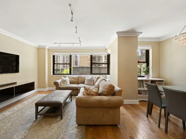 357 East 57th Street 3D image 3 of 8