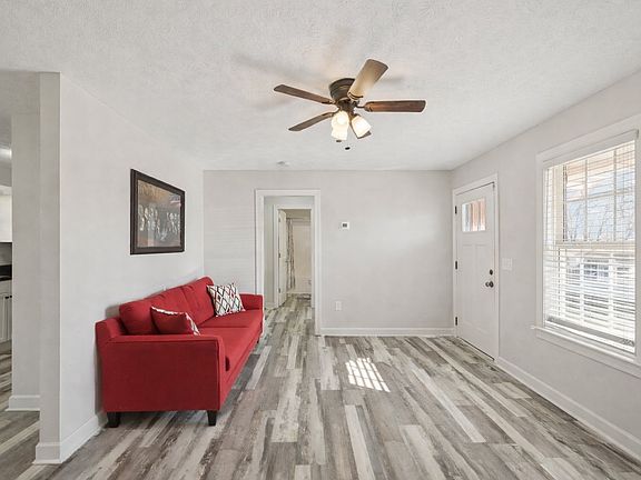 5th image of 968 Foxboro Dr