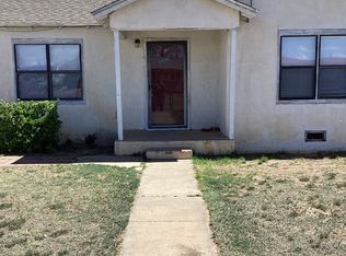 1609 S Avenue C, Portales, NM 88130