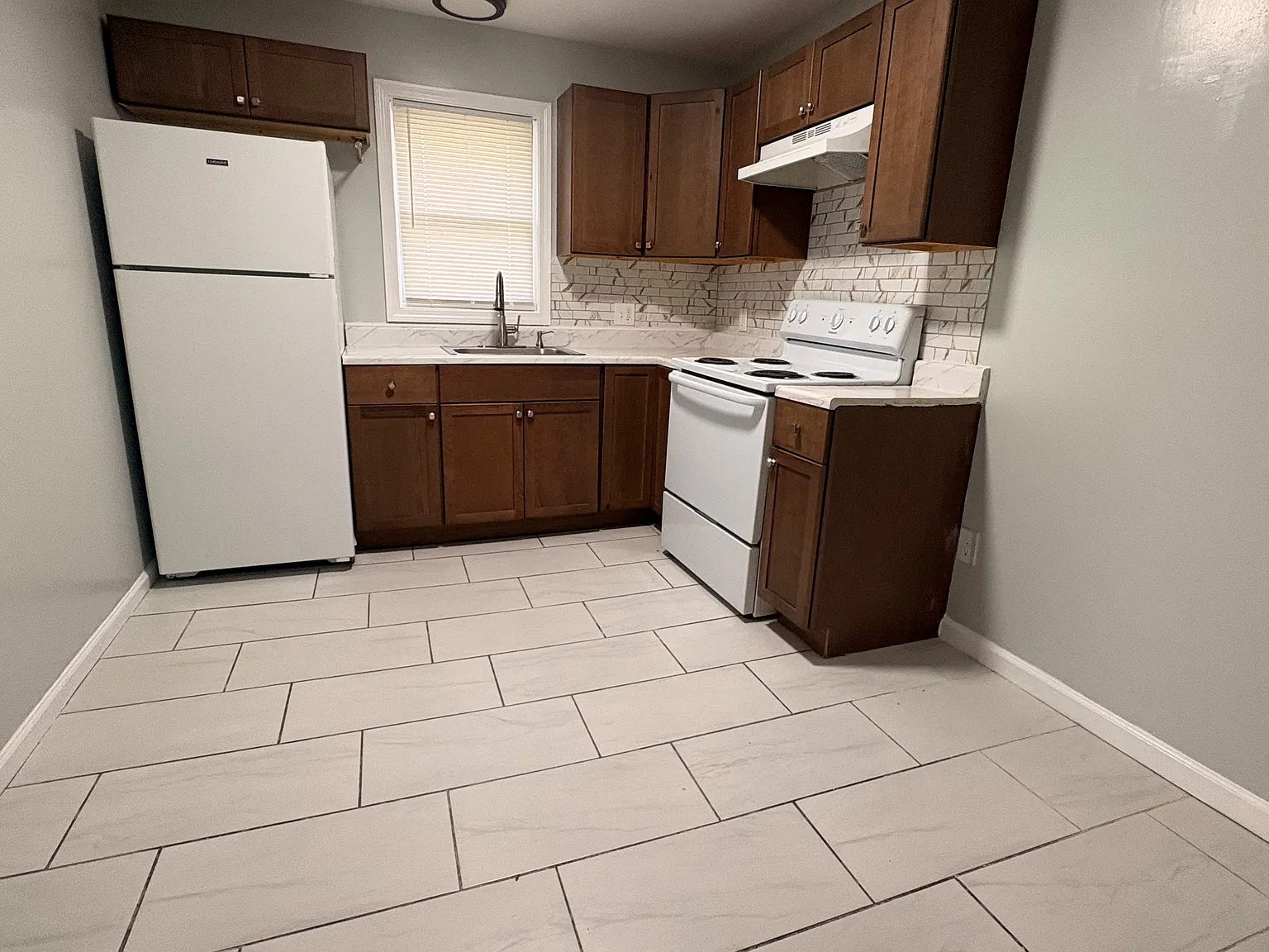 4 bed, 1352 sqft, $2,300 — Photo 1