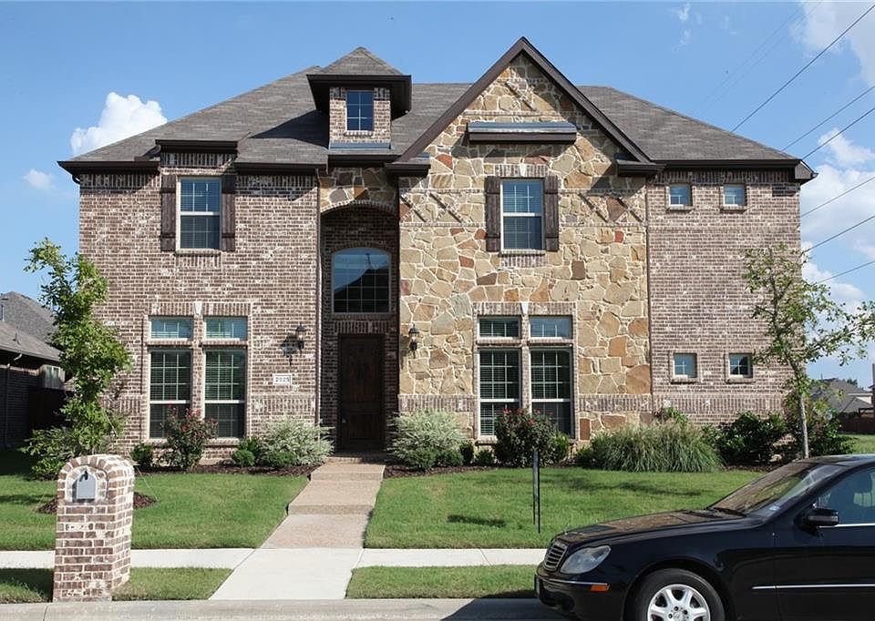 1st image of 2025 Menominee Dr