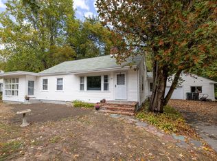 67 Fletcher St, Kennebunk, ME 04043
