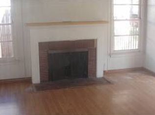 327 W 64th Pl, Inglewood, CA 90302
