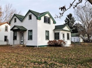 302 Elm St N, Prescott, WI 54021