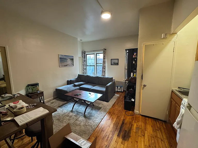 220 E 29th St #6F — Photo 16