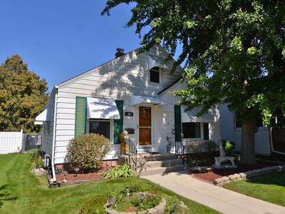 1102 Layard AVENUE, Racine, WI, 53402