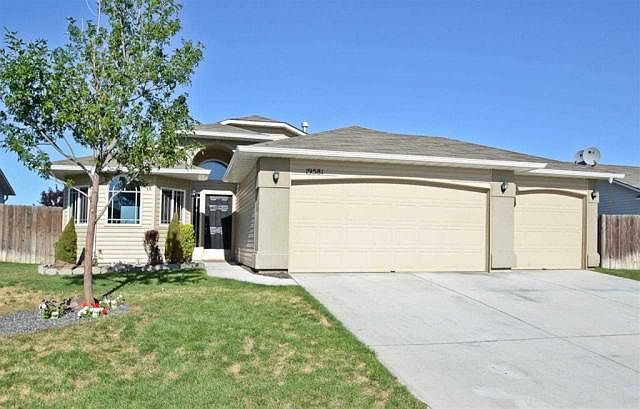 1st image of 19581 Portsmouth Way