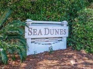 6 Tradewinds Dr, Pt Washington, FL 32459