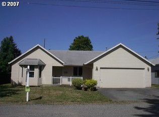 217 SE 90th Ave, Portland, OR 97216