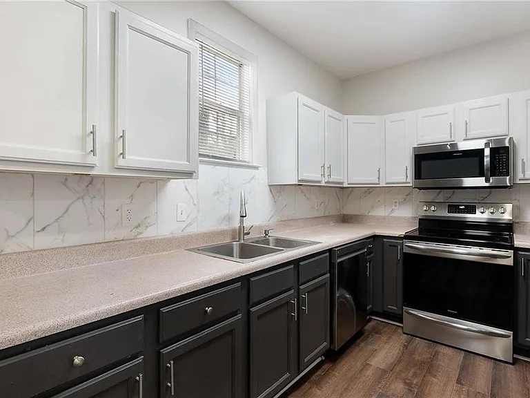 1396 Kennesaw Dr NW #B — Photo 5