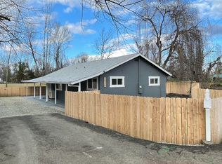 2526 N Bonnyview Rd, Redding, CA 96001