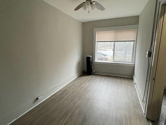 3rd image of 346 W Breckenridge St APT 9