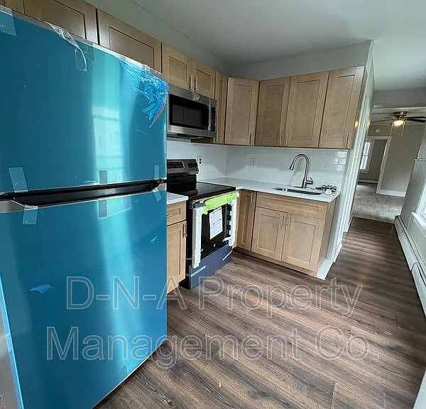 117 N 9th St #101 — Photo 3