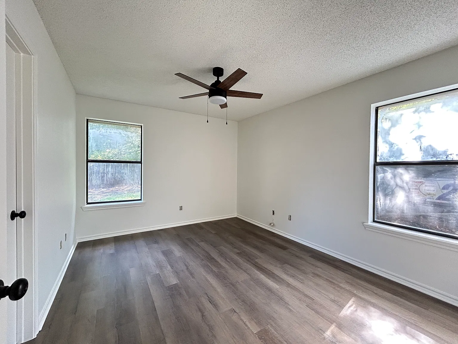 3 bed, 1056 sqft, $1,500 — Photo 3
