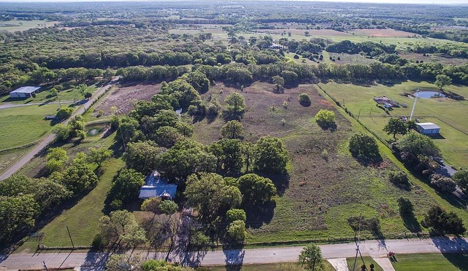 1st image of 7000 Kirk Ln
