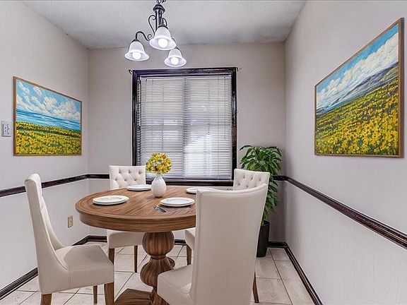 4th image of 2844 Marbry Dr