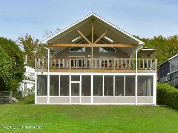 214 Lake Rd, Nicholson, PA 18446