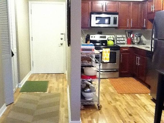 4th image of 2727 43rd St W #404