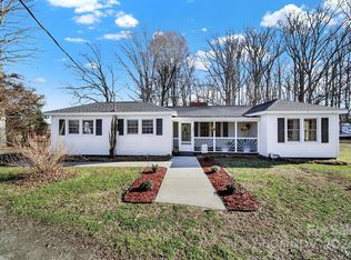 290 S Paraham Rd, York, SC 29745