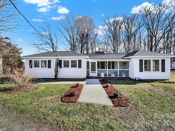 290 S Paraham Rd, York, SC 29745