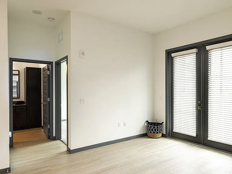 The Citizen at Waterset Luxury Apartments — Photo 27