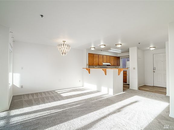 4th image of 2900 W Marina Dr APT 203