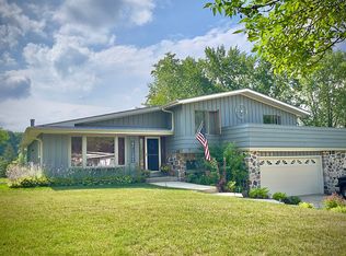 5368 Orchard Ln, Greendale, WI 53129