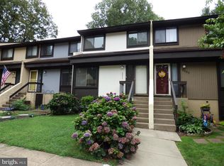 2253 Coppersmith Sq, Reston, VA 20191