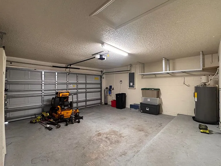5 Unison Ct — Photo 22