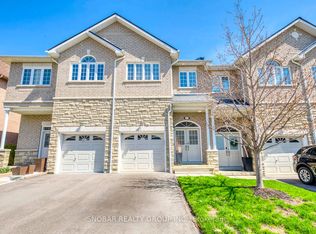 470 Faith Dr #31, Mississauga, ON L5R4E9