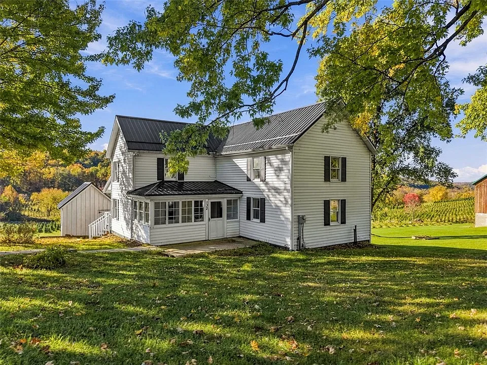 132 Grupp Ln