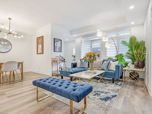 3rd image of 310 Tulum Cres #F