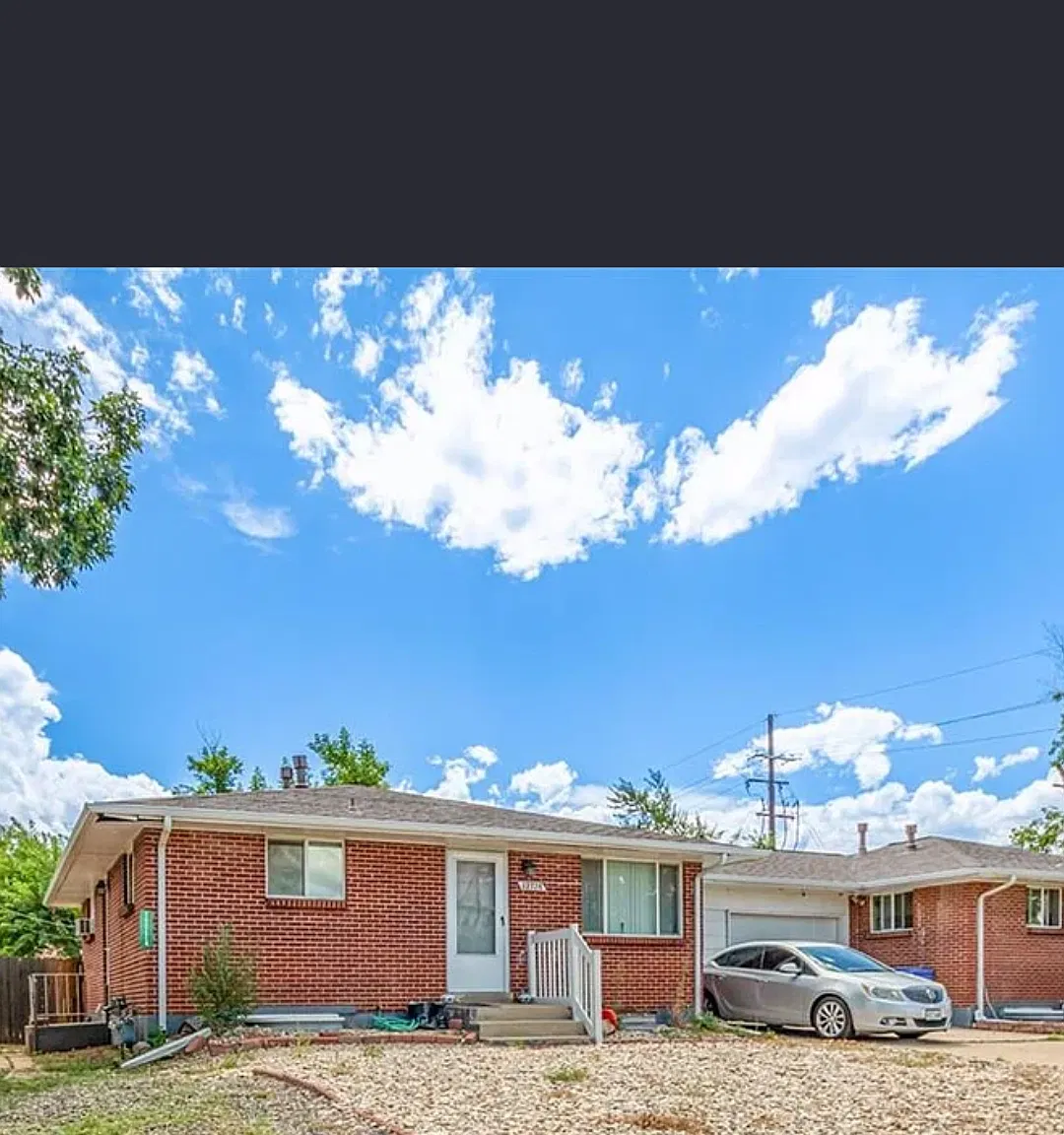 2 bed, 876 sqft, $2,297 — Photo 1