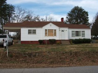 645 Maple Dr, Greer, SC 29651