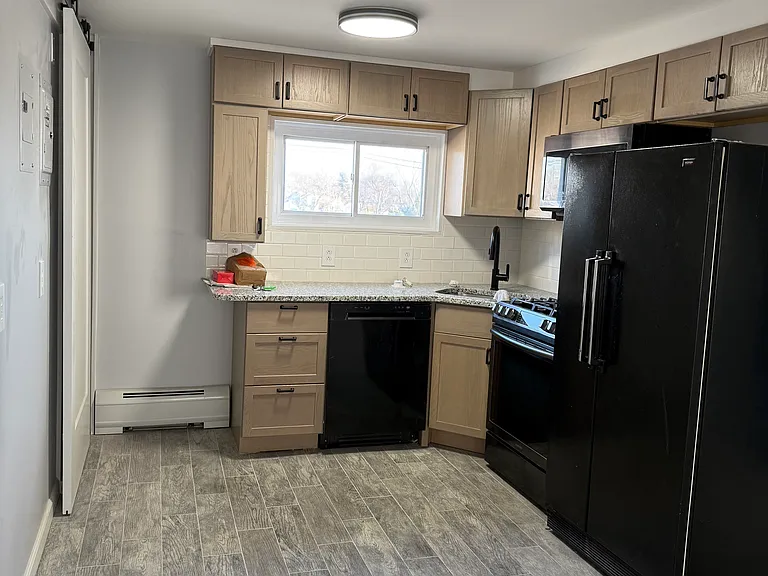 25B Garfield Park Park #25B — Photo 3