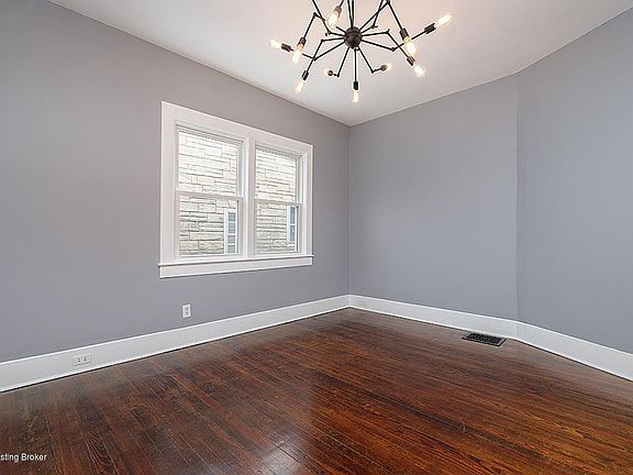 4th image of 1220 Barret Ave