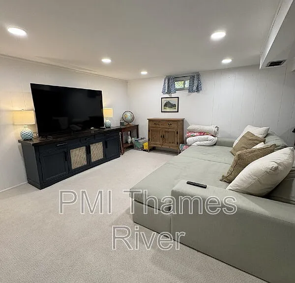 169 Indigo St — Photo 13