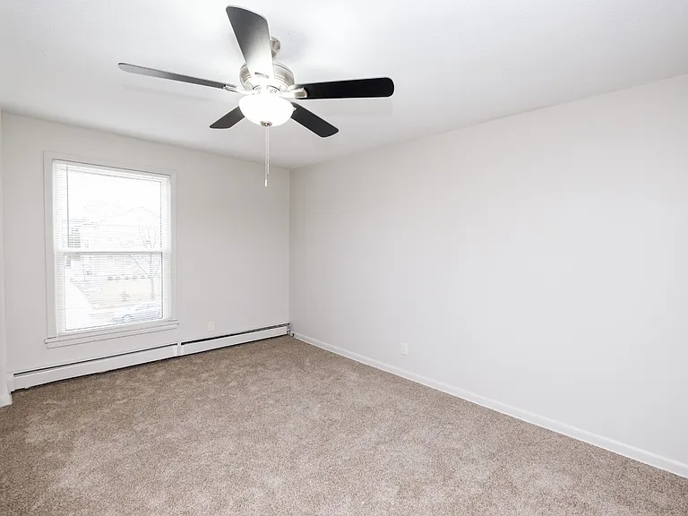 Pillsbury Apartments — Photo 23