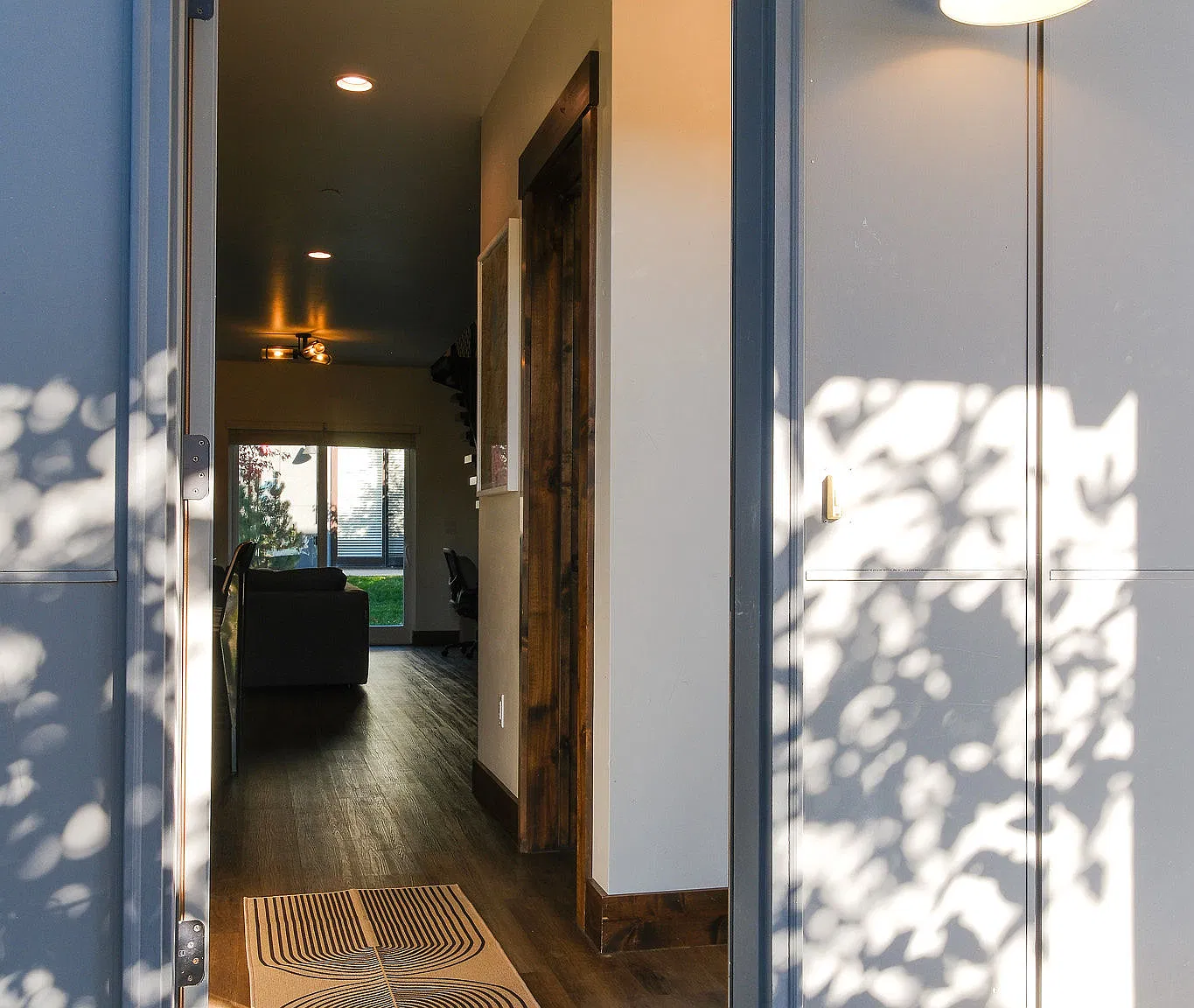 3 bed, 1650 sqft, $3,400 — Photo 2