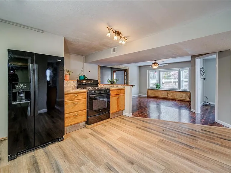 53 Black Rd #B — Photo 11