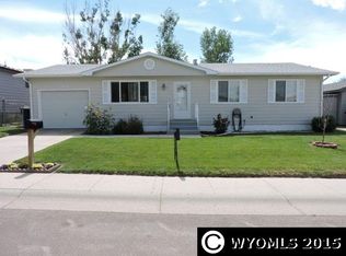 2918 Pheasant Dr, Casper, WY 82604