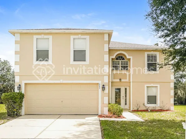 849 Sunset Cove Dr, Winter Haven, FL 33880