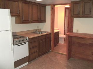 1005 Cross St, Palmer, MA 01069