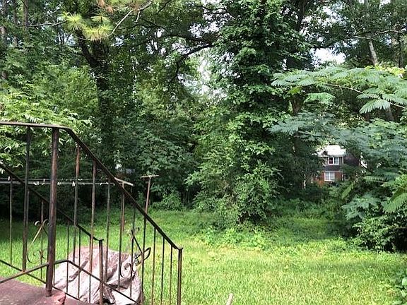 4th image of 146 McClean St