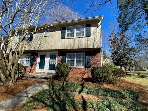 626 Walnut St APT A, Statesville, NC 28677