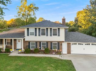 653 Squires Rd, Lexington, KY 40515