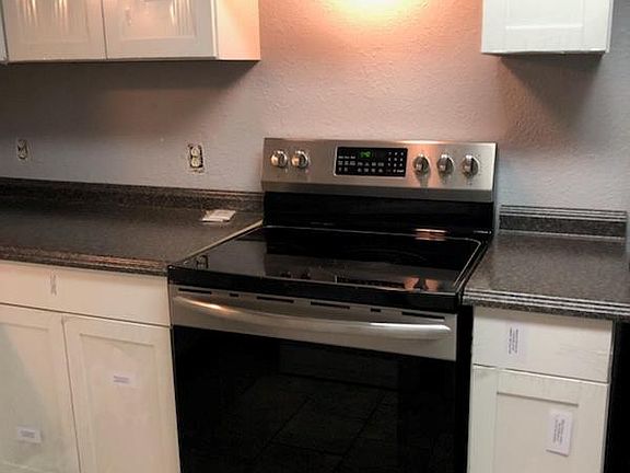 2nd image of 205 Edgewood Dr APT B