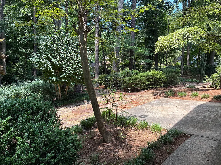 450 Baltimore Ave — Photo 3